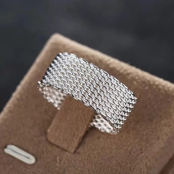 Silver Mesh Ring Size 10 - Picture 2 of 5